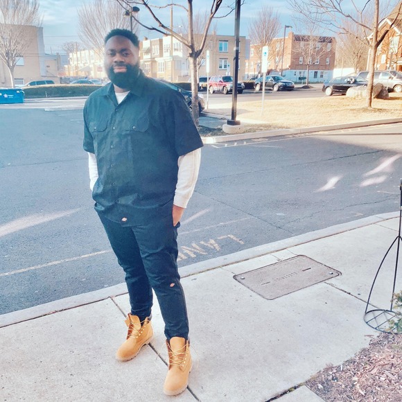 Meet your Posher, Johnny - Picture 1 of 1